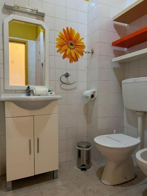 Appartamento Casa Girassol Old Town Albufeira Esterno foto